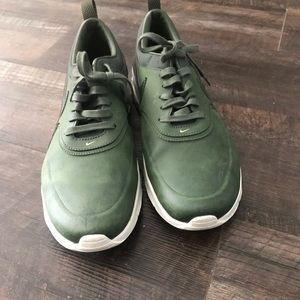 Women Nike Air Max Thea olive green